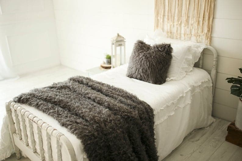 Dark Gray Fur Throw Blanket, Bedroom Decor, Faux Fur Blanket, Fur Blanket, Fur Throw Blanket, Man Cave Decor, Gothic Throw Blanket