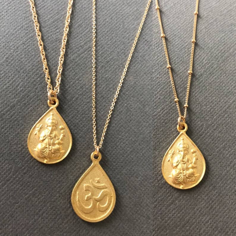 Gold Ganesha Necklace, Ganesh Necklace, Ganesha Pendant Necklace, protection necklace, Hindu jewelry, Hindu jewelry, Spiritual Jewelry