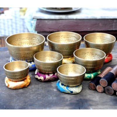 Hand Beaten singing bowl set-set of 7 hand beaten singing bowl-Tibetan singing bowl set-Meditation-yoga bowl-Chakra Healing