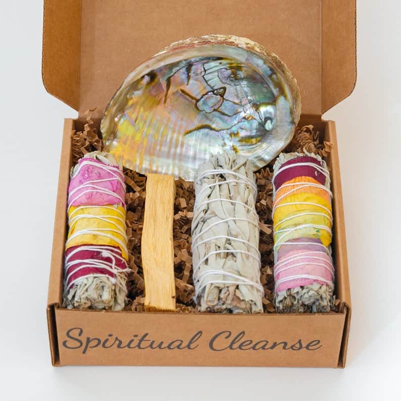 SAGE SMUDGE KIT~White Sage~Rose Petal Smudge Sticks~7 Chakra Smudge Sticks~Smudge Sticks~Palo Santo~Abalone Shell~ Sage Bundle~Smudge Kit